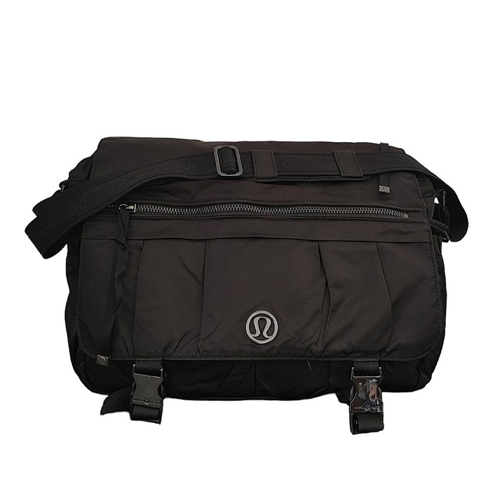 lululemon athletica Black Quilted Crossbody Messenger Bag